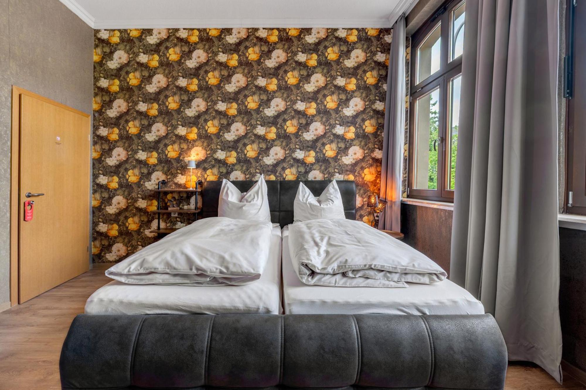 Bed And Breakfast St Wendel Pruem Bagian luar foto
