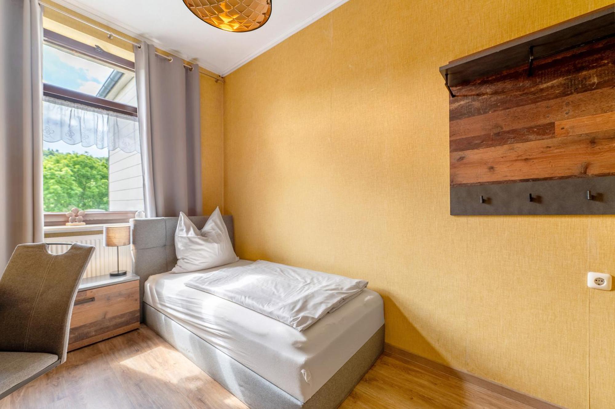 Bed And Breakfast St Wendel Pruem Bagian luar foto