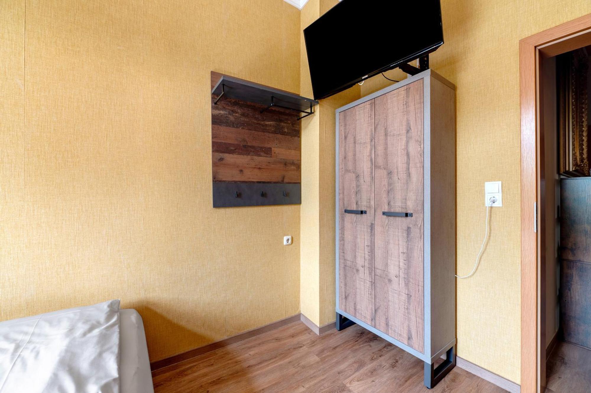 Bed And Breakfast St Wendel Pruem Bagian luar foto