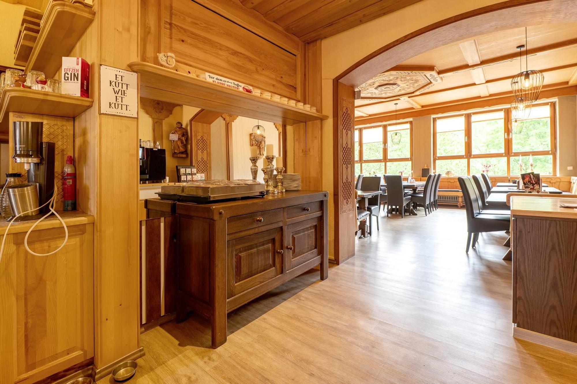 Bed And Breakfast St Wendel Pruem Bagian luar foto