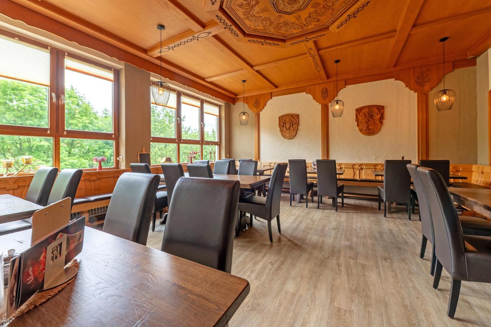 Bed And Breakfast St Wendel Pruem Bagian luar foto