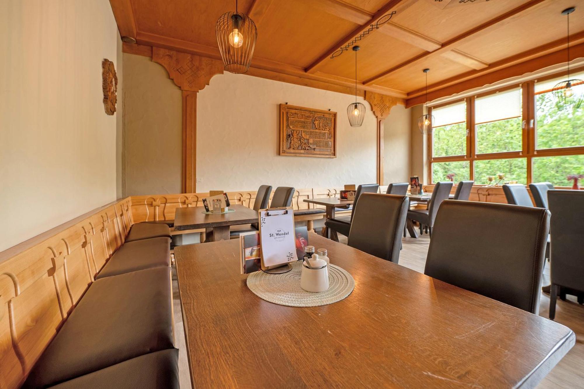 Bed And Breakfast St Wendel Pruem Bagian luar foto