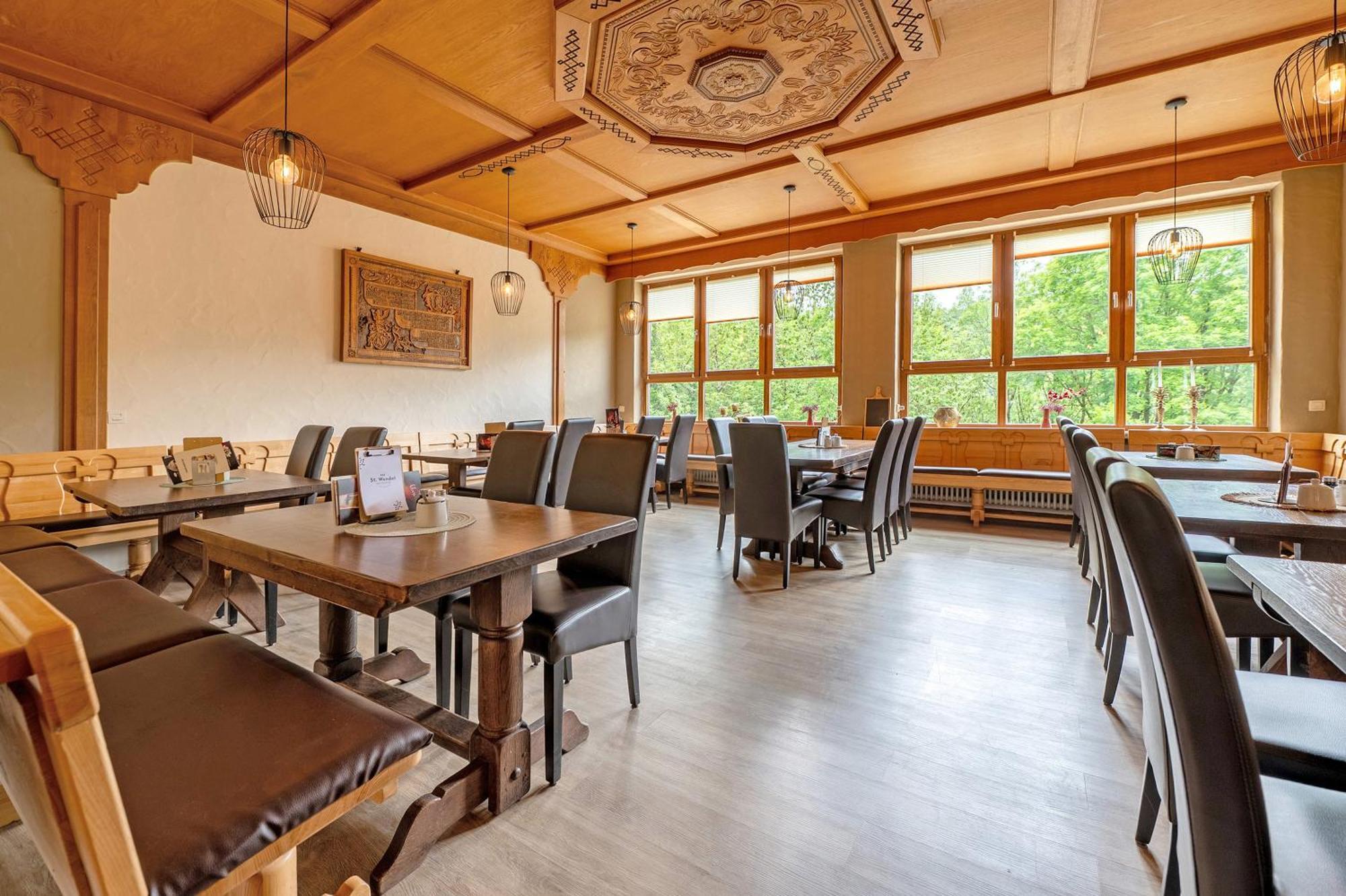 Bed And Breakfast St Wendel Pruem Bagian luar foto
